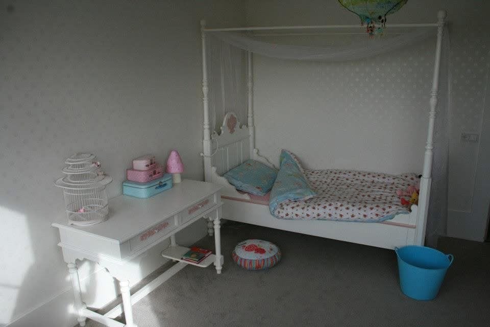 Complete Opsetims Kinderkamer: Hemelbed, Kast, Buro, Ophalen, Zo goed als nieuw, Meisje