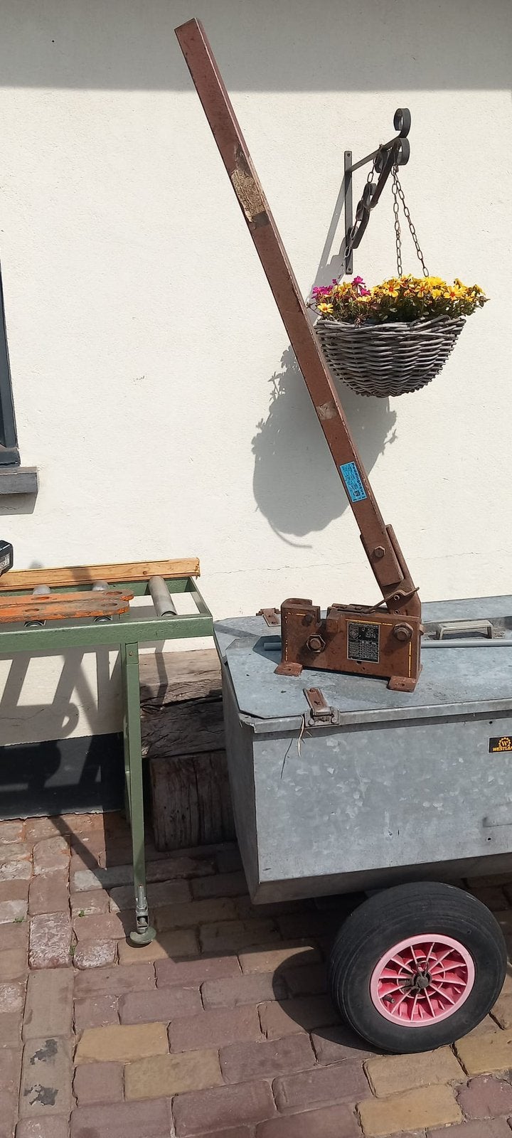 Peddinghaus betonijzerknipper, Ophalen, Zo goed als nieuw