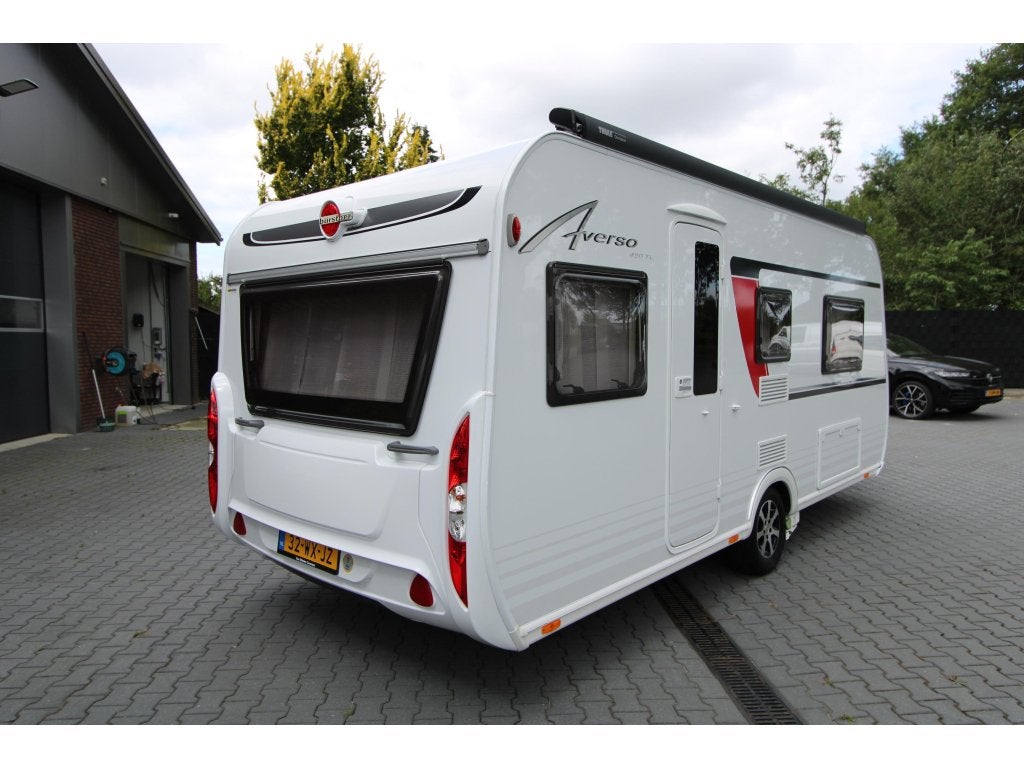 Bürstner Averso 490 TL ThuleLuifel-Mover-Voorten, Caravans en Kamperen, Kachel, Rondzit, Bedrijf, Bürstner