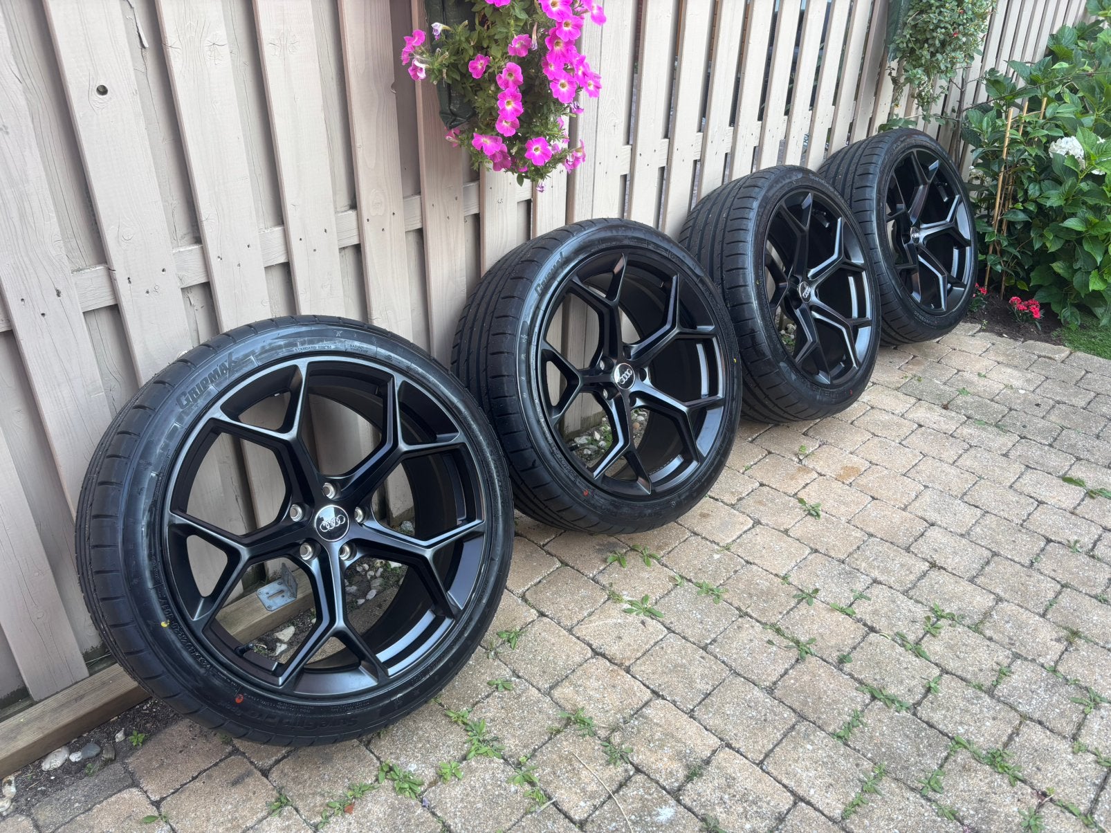 Nieuwe set 20 inch Audi Q5 A6 E tron VW Tiguan Mercedes GLC, Ophalen, 255 mm, Banden en Velgen, Nieuw