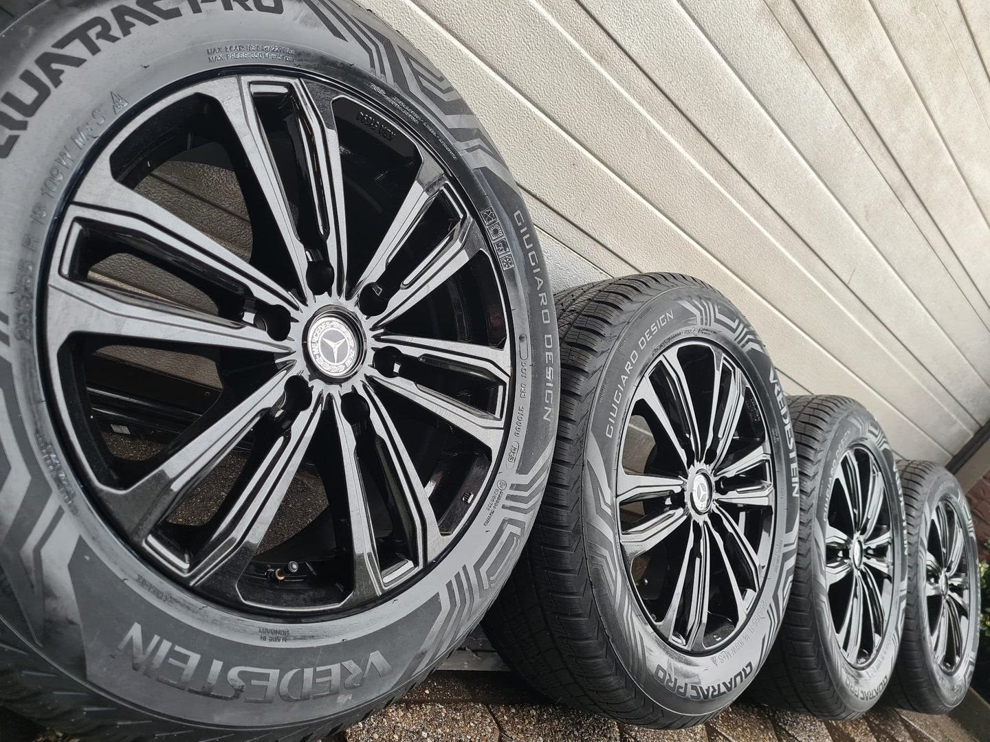 18 “ Mercedes Sprinter W907 W906 W910 velgen allseason band, Auto-onderdelen, Banden en Velgen, 18 inch, Bestelwagen, 255 mm, -