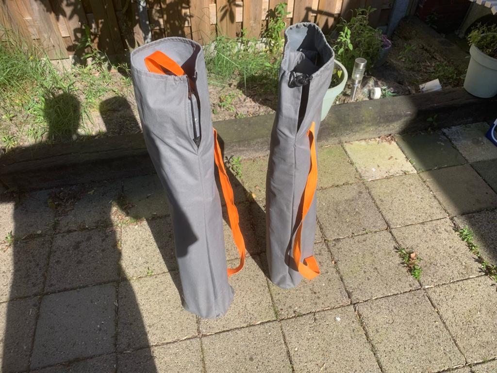 2x Inklapbare Ligbedden met Hoes - Zeer Goede Kwaliteit, Ophalen, Zo goed als nieuw, Aluminium