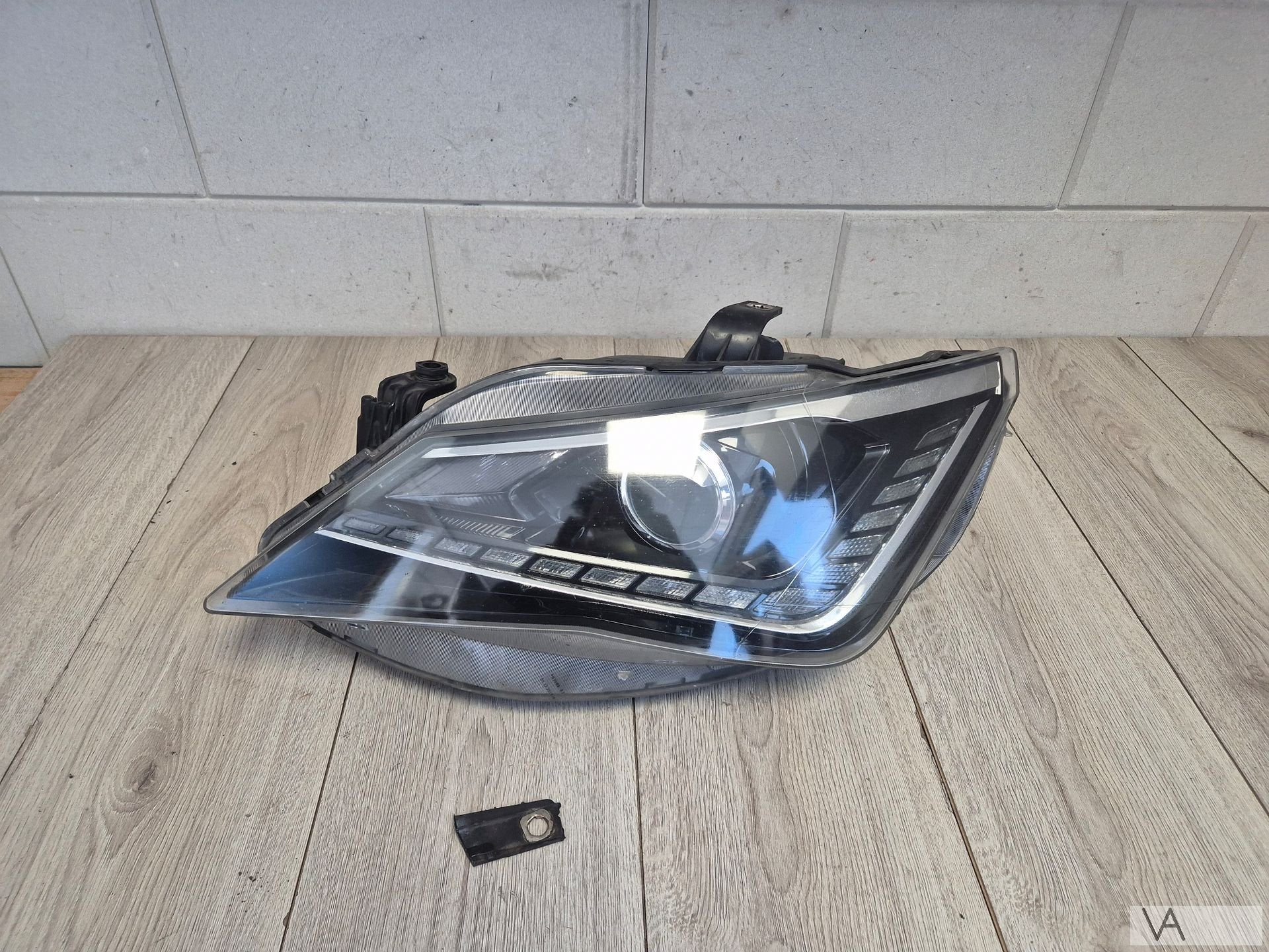Koplamp links XENON van Seat Ibiza 6j facelift 6j1941007q, Gebruikt, -, -, Ophalen of Verzenden
