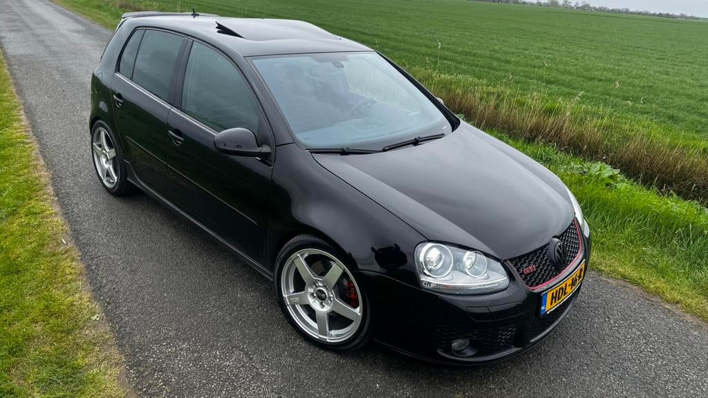 Volkswagen golf GTI 2005 Zwart, Auto's, Volkswagen, Voorwielaandrijving, Euro 5, Stof, Zwart