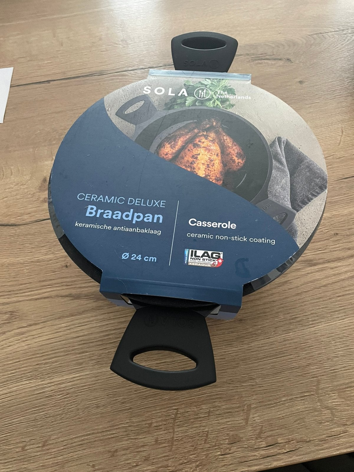 Sola braadpan ceramic deluxe 24 cm, Huis en Inrichting, Braadpan, Ophalen of Verzenden, Met handvatten, Overige merken