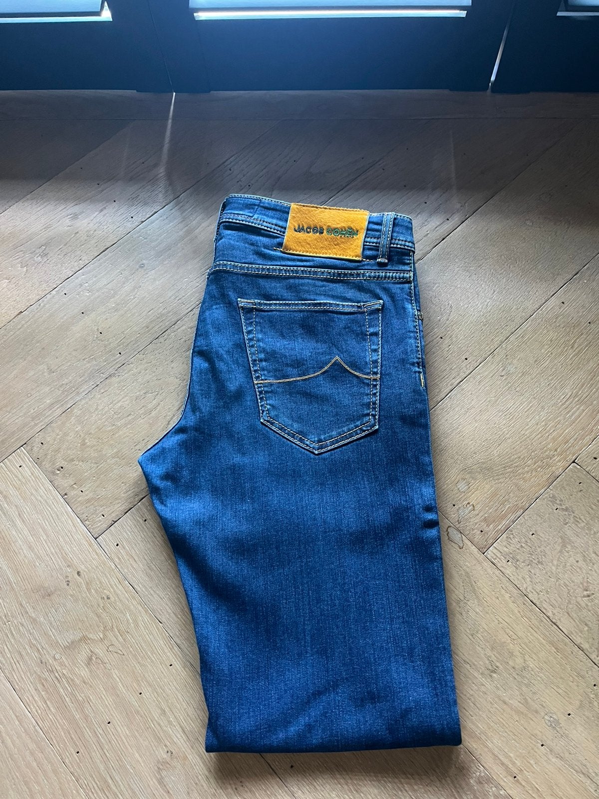 Jacob Cohen blauwe jeans mt 34 zo goed als nieuw, Kleding | Heren, Spijkerbroeken en Jeans, Ophalen of Verzenden, Zo goed als nieuw