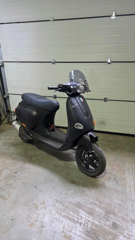 Vespa et2 70cc brom, Fietsen en Brommers, Snorfietsen en Snorscooters, Ophalen, Tweetakt, Vespa