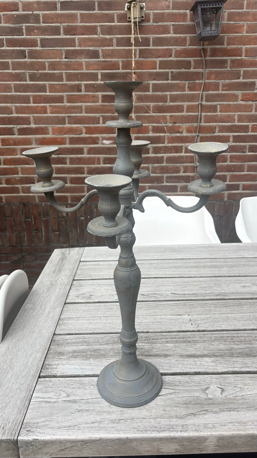 Vijfarmige Kandelaar - Grijs 63cm hoog, Antiek en Kunst, Antiek | Kandelaars, Ophalen, Overige materialen