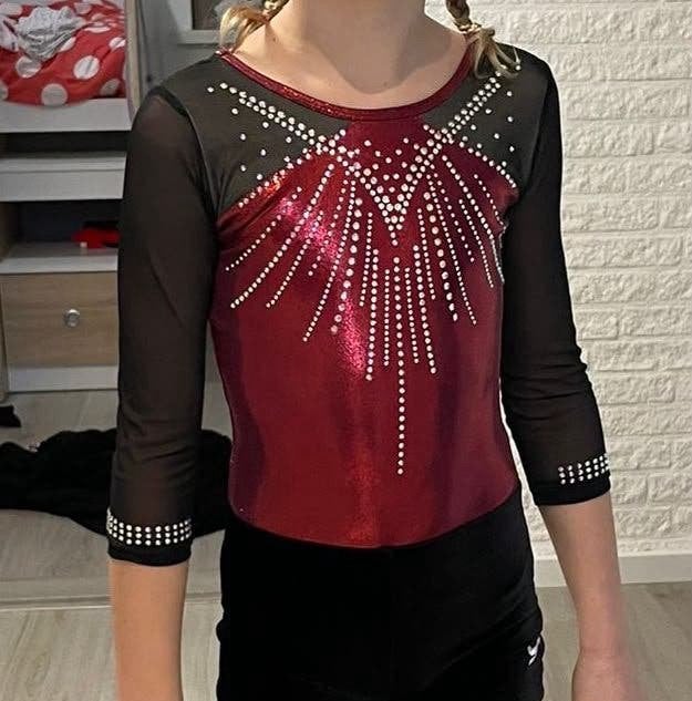 KVleotards Turnpakje Rood/Zwart met Strass - Maat CL, Ophalen of Verzenden, Zo goed als nieuw