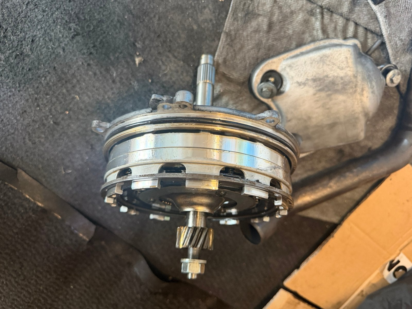 Beverly 350 Koppeling Compleet + Vertanding - Gebruikt, Motoren, Tuning en Styling, Ophalen of Verzenden