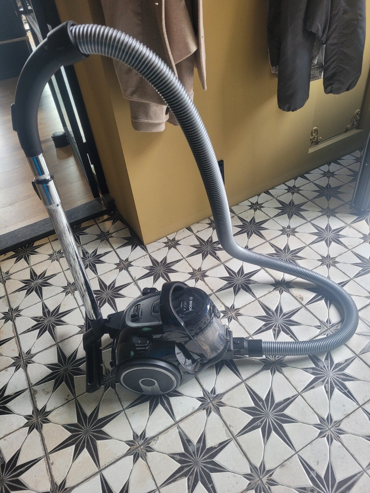 Bosch Serie | 2 Sledestofzuiger - Krachtig en Compact, Witgoed en Apparatuur, Ophalen, Gebruikt, Bosch, Sledestofzuiger