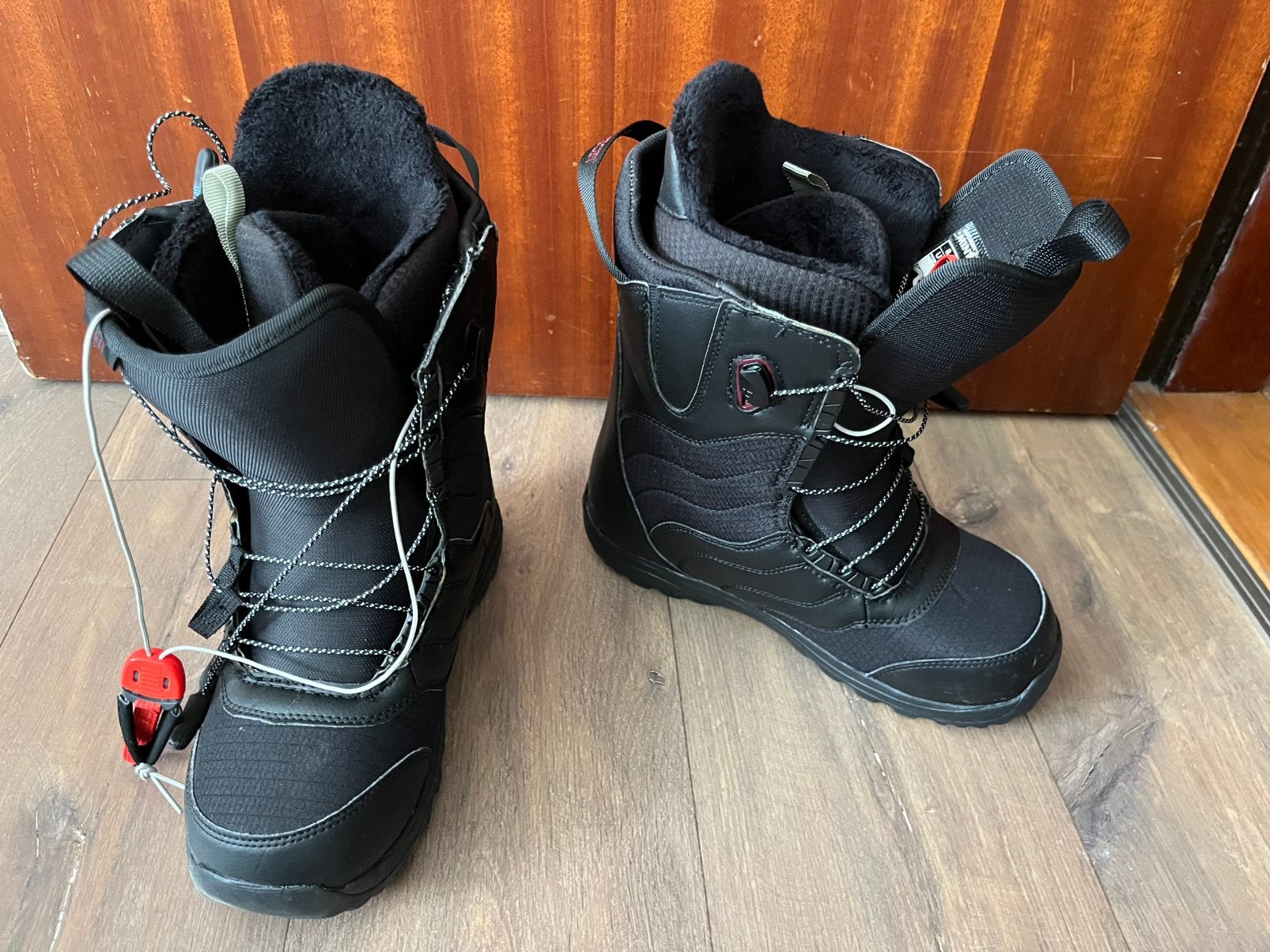 Burton Mint snowboardschoenen dames maat 40 – zwart, Ophalen, Zo goed als nieuw, Schoenen