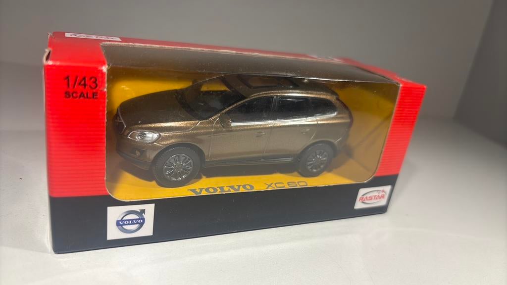 Volvo xc60 rastar 1.43, Hobby en Vrije tijd, Modelauto's | 1:43, Zo goed als nieuw, Auto, Overige merken, Ophalen of Verzenden