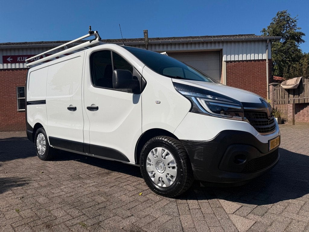Renault Trafic 2.0 dCi 120 T29 L1 2x schuifdeur navi euro 6, Voorwielaandrijving, Gebruikt, Euro 6, 4 cilinders