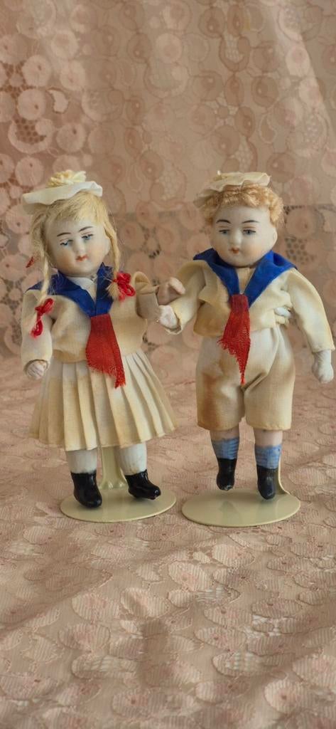 Antieke porseleinen matroos popjes 12 cm., Antiek en Kunst, Ophalen of Verzenden