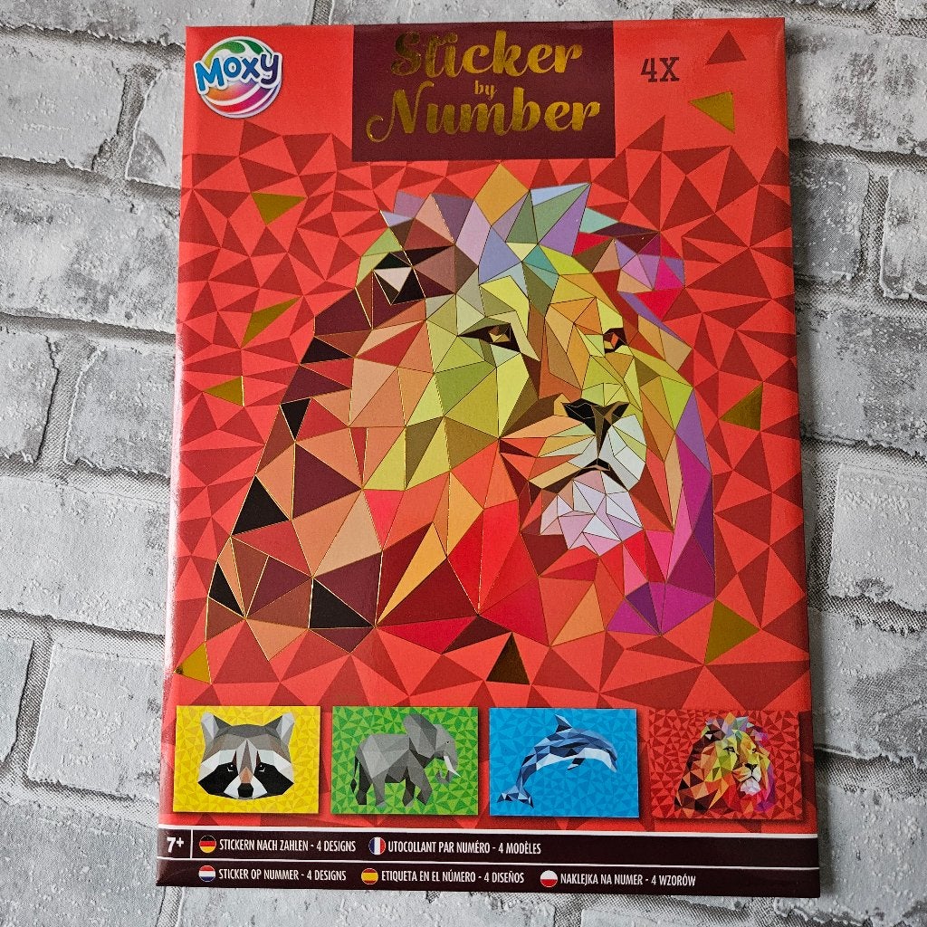 Sticker op nummer leeuw, wasbeer, olifant en dolfijn