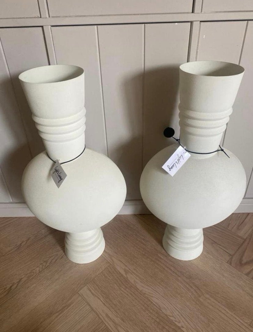 Set van 2 Light & Living Kavansi vazen nieuw!!, Huis en Inrichting, Woonaccessoires | Vazen, Overige materialen, Wit, Nieuw, Ophalen of Verzenden
