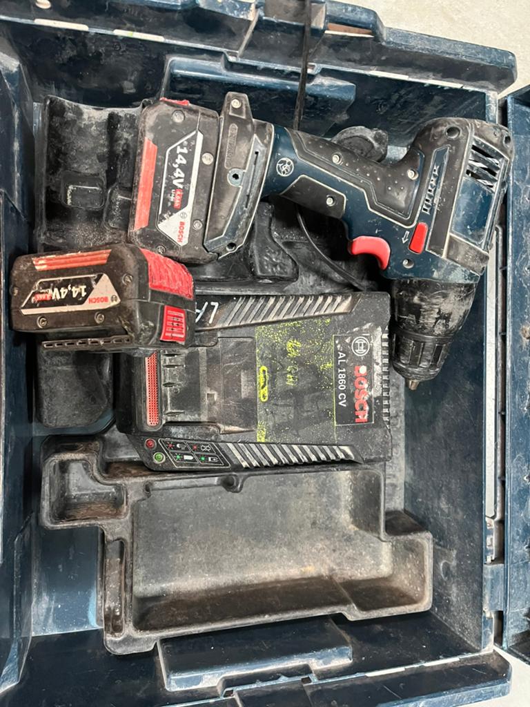 Bosch accuschroefmachine, Doe-het-zelf en Verbouw, Ophalen of Verzenden, Gebruikt, Boor- en Schroefmachine