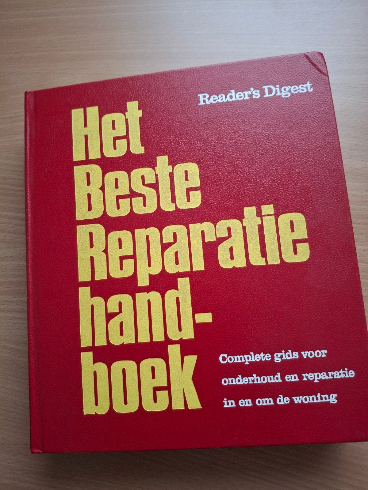 Het Beste Reparatie Handboek - Reader's Digest, Boeken, Ophalen of Verzenden, Zo goed als nieuw, Overige onderwerpen, Reader's Digest