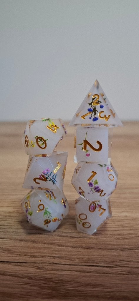 D&D RPG dice flowers of the valley, Onbekend, Overige soorten, Ophalen of Verzenden, Zo goed als nieuw