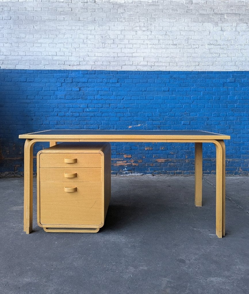 Magnus Olesen Deens design bureau en ladeblok, Huis en Inrichting, Gebruikt, Scandinavisch, Hout, 180 cm