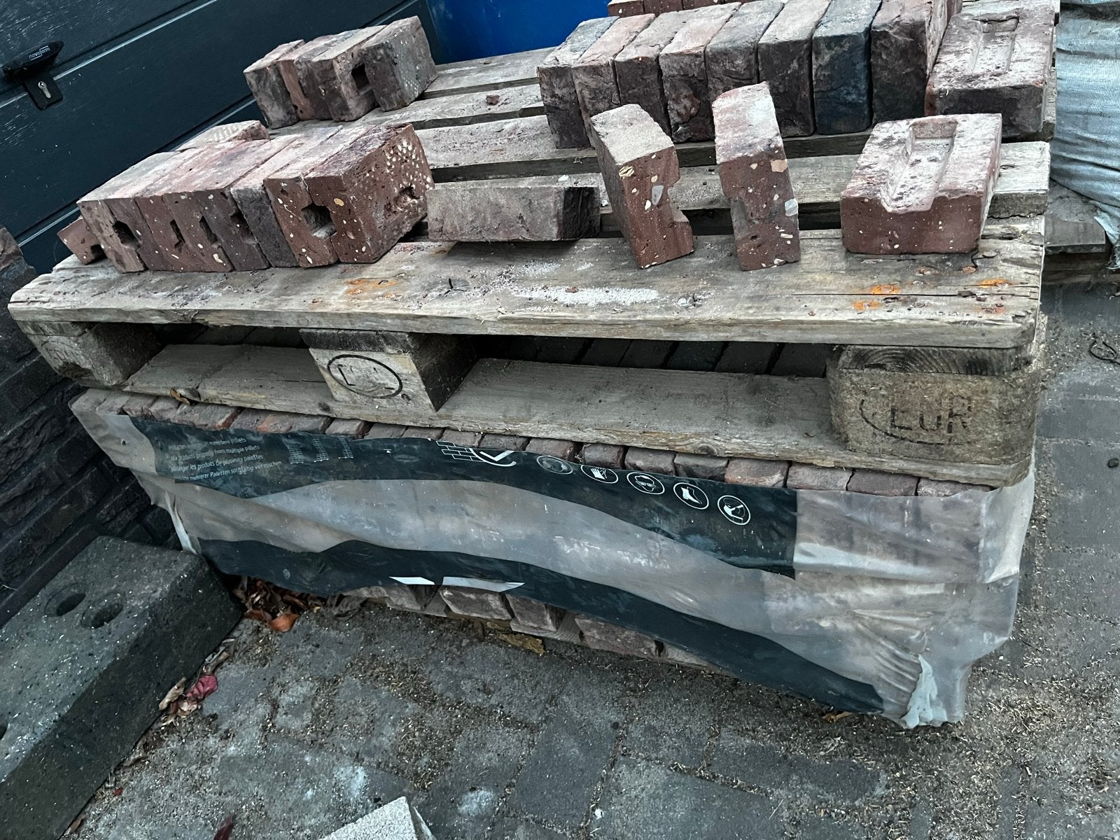 Mooie bakstenen, waalformaat ongebruikt en over van de bouw., Ophalen, Nieuw, Bakstenen