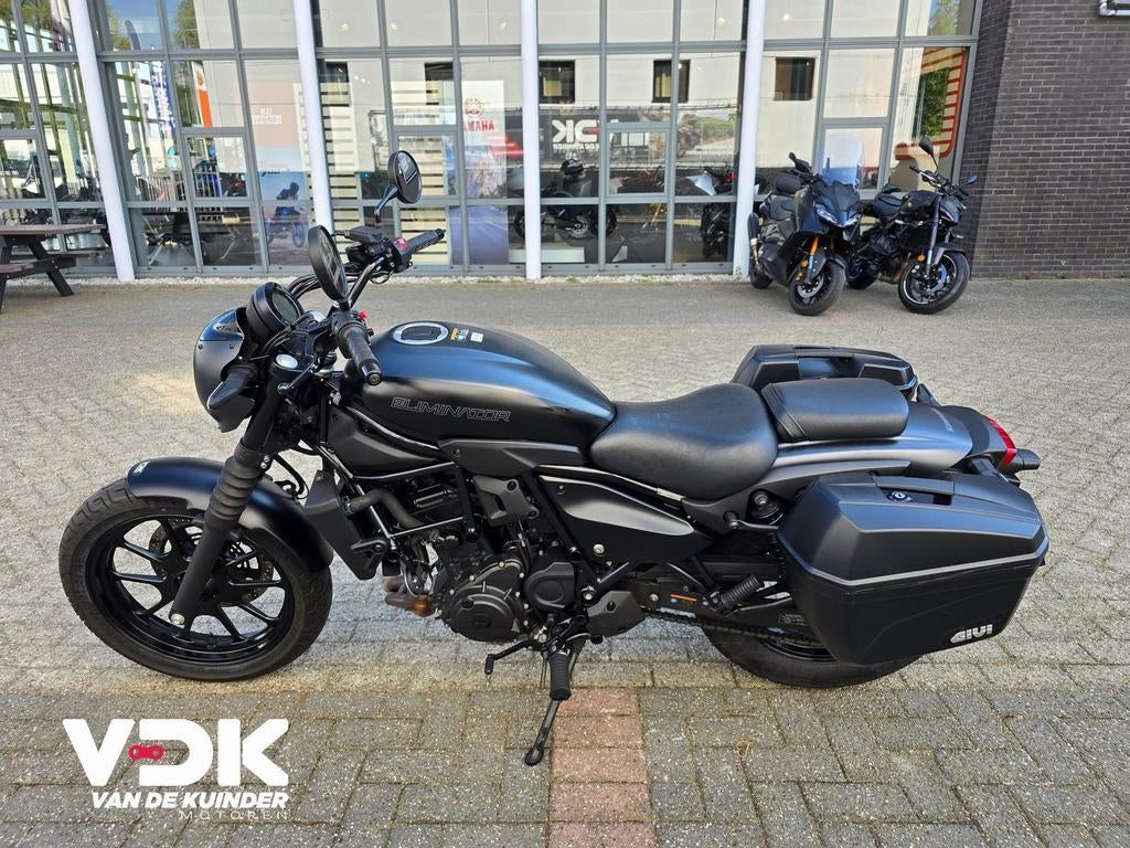 KAWASAKI ELIMINATOR 500 SE (bj 2024), 2 cilinders, Chopper, Bedrijf, Onbekend