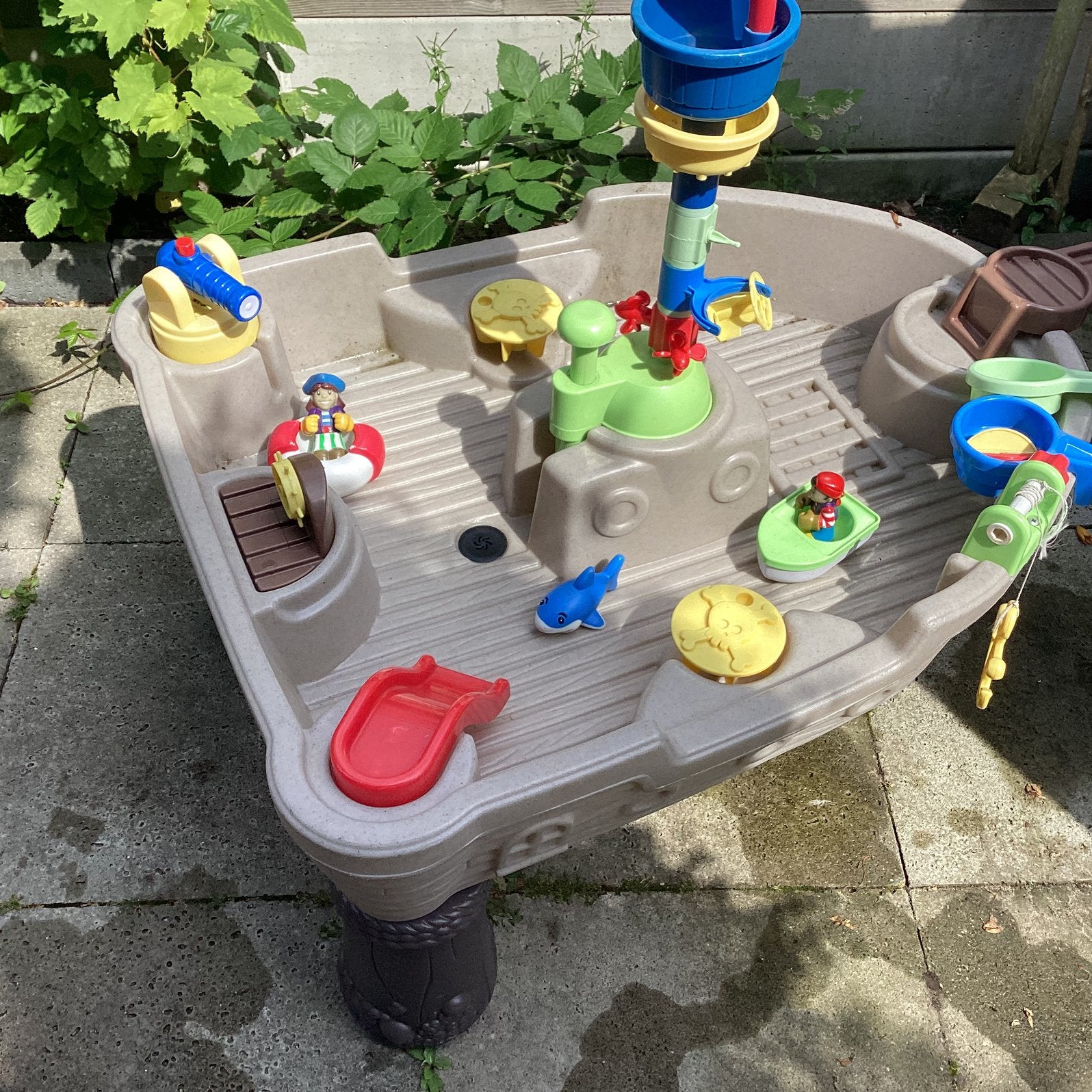 Piratenboot, watertafel, Ophalen, Gebruikt