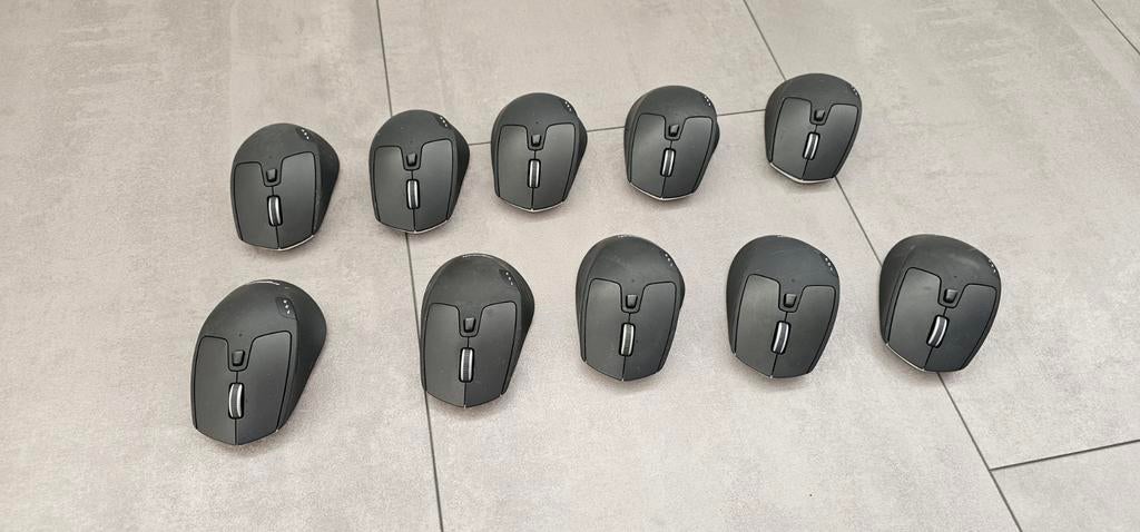 Logitech M720 muis, Computers en Software, Muizen, Ophalen of Verzenden, Ergonomisch