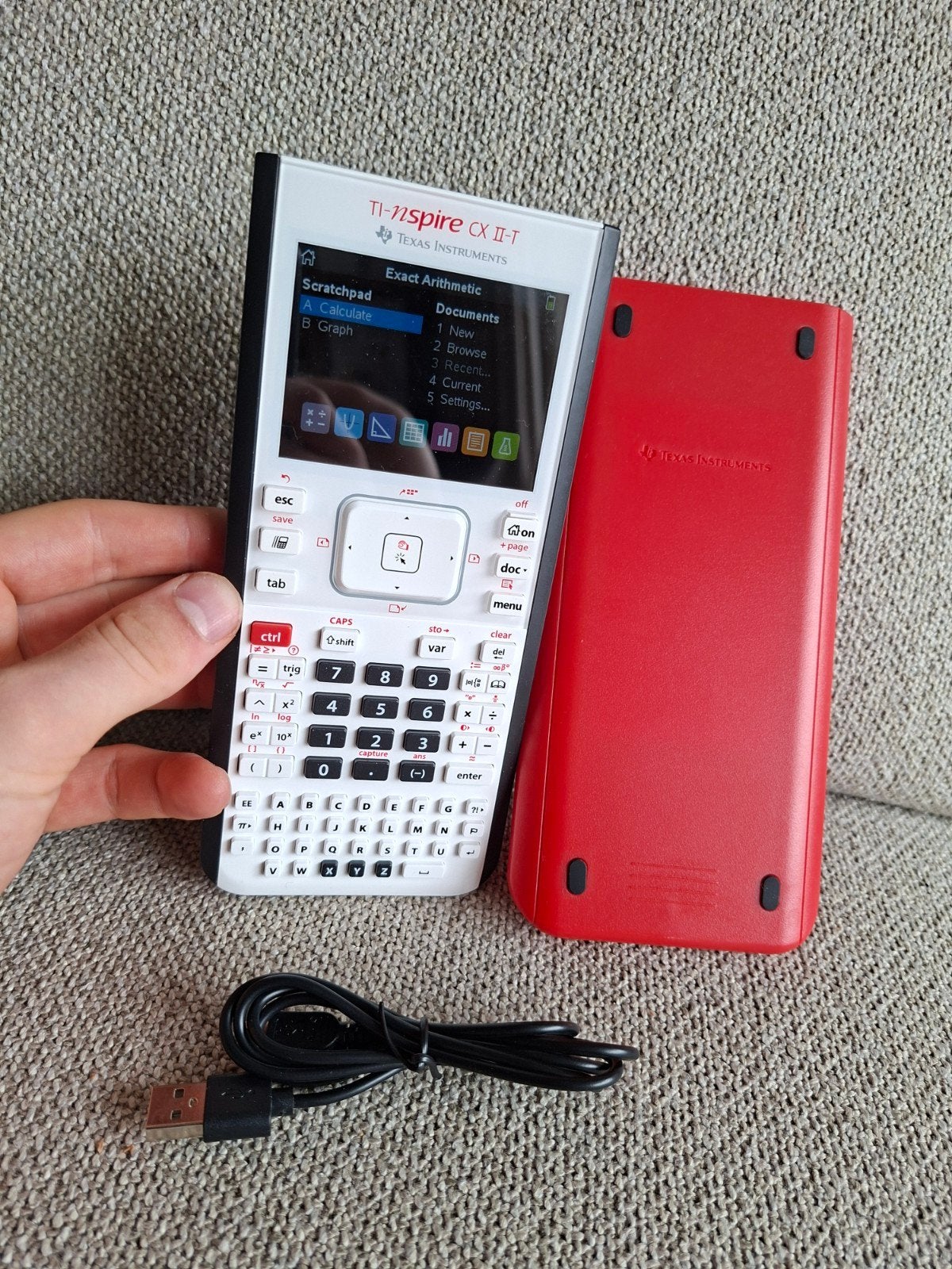 Ti-nspire ii-t cx grafische rekenmachine met beschermhoes En, Diversen, Rekenmachines, Ophalen of Verzenden, Grafische rekenmachine