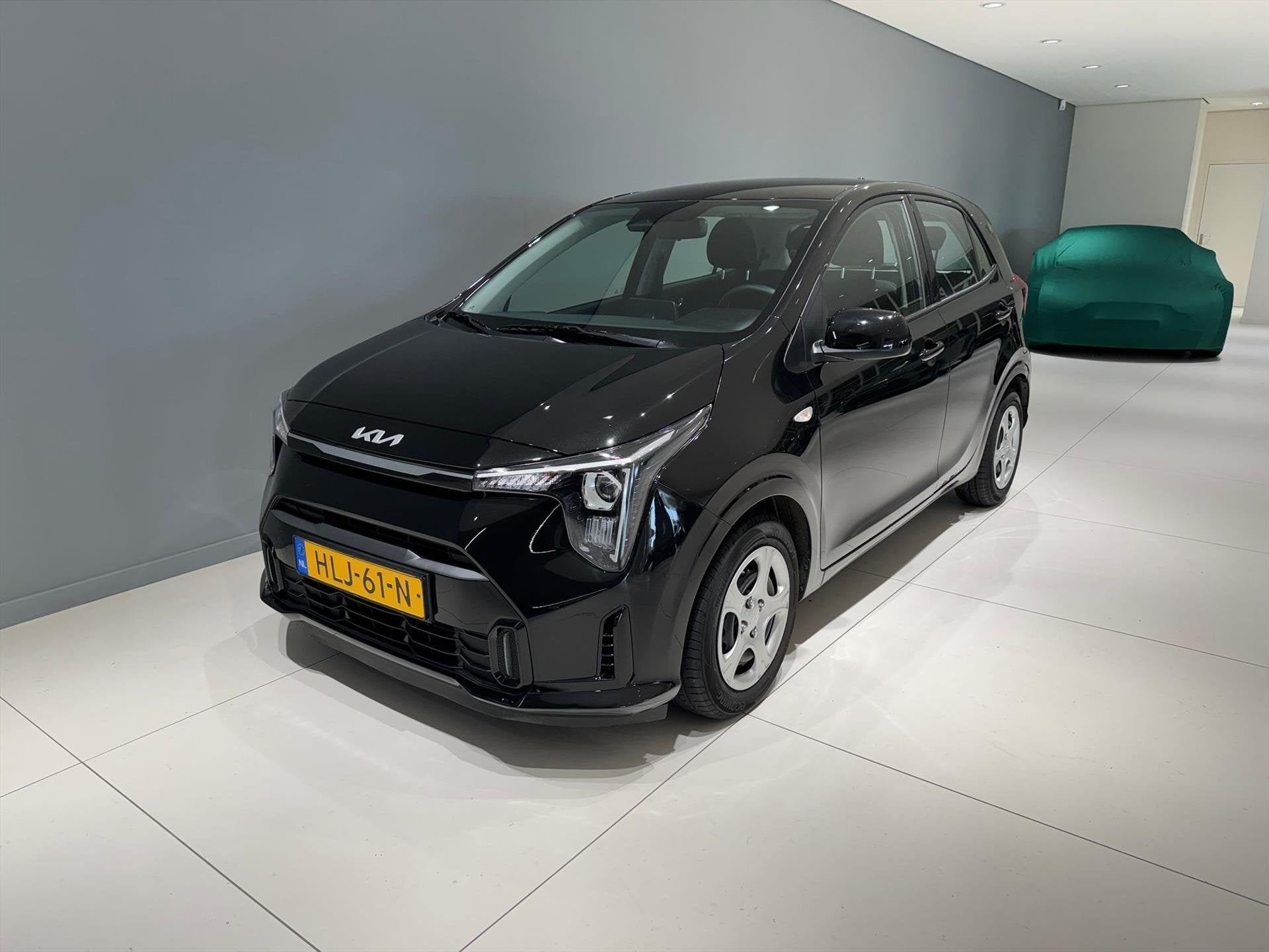 KIA Picanto 1.0 DPi 63pk 4-zits DynamicLine, Voorwielaandrijving, Stof, 4 stoelen, Zwart