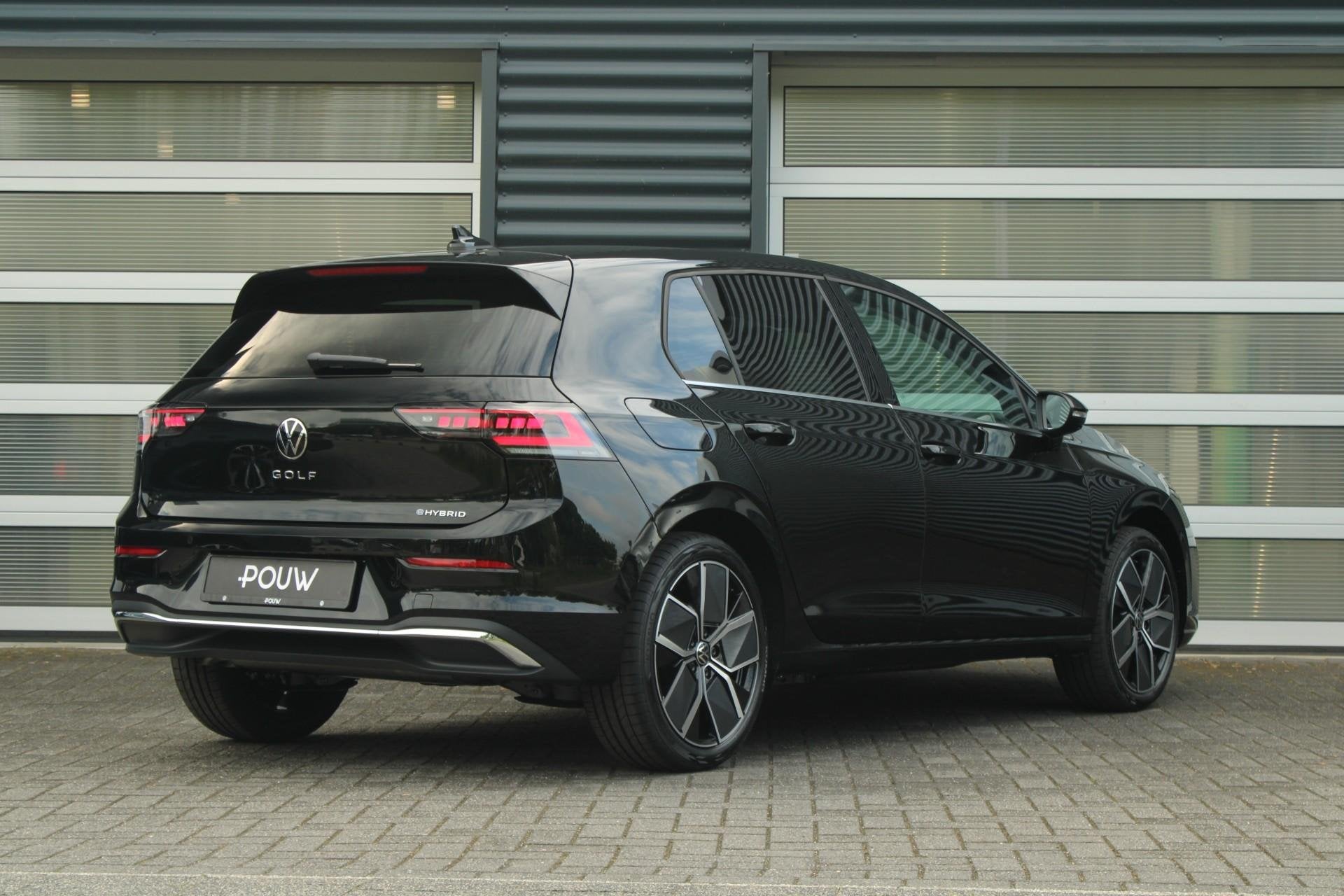 Volkswagen Golf 1.5 eHybrid 205pk Style Edition | Matrix-LED, Auto's, Volkswagen, 12 maanden, Stof, 1498 cc, 4 cilinders