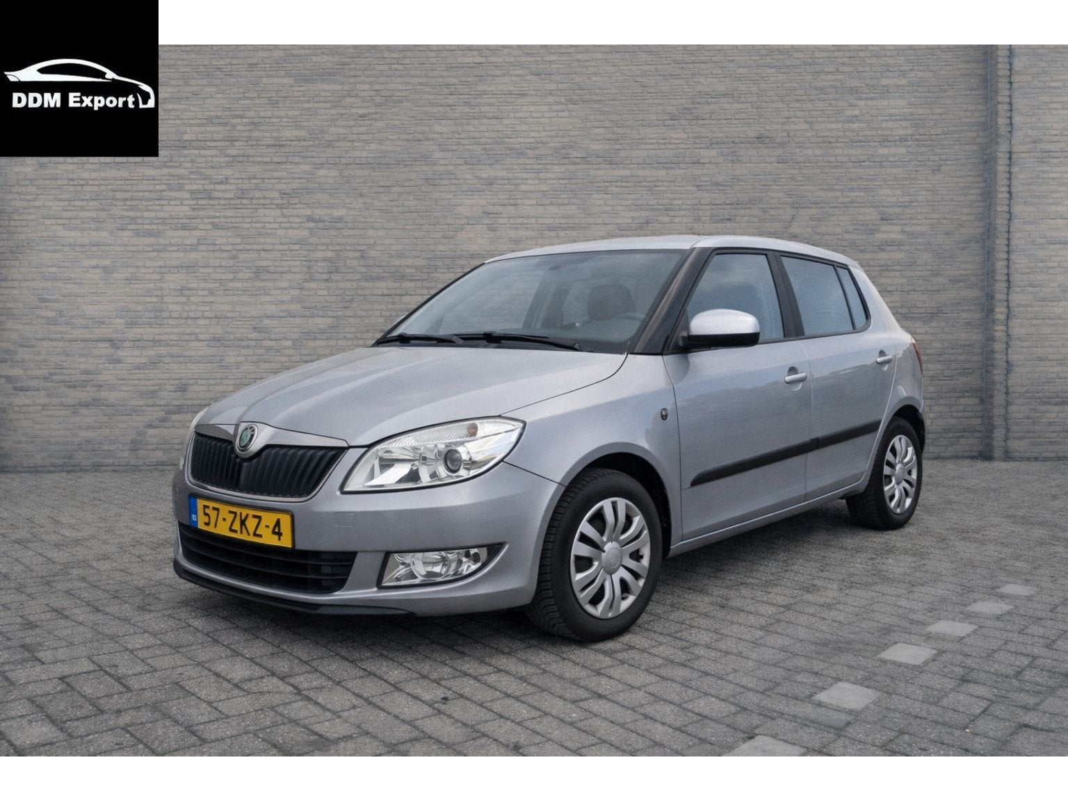 Skoda Fabia 1.2 TSI Ambition | Airco | Navi | (bj 2013), Auto's, Voorwielaandrijving, Euro 5, Metallic lak, 4 cilinders