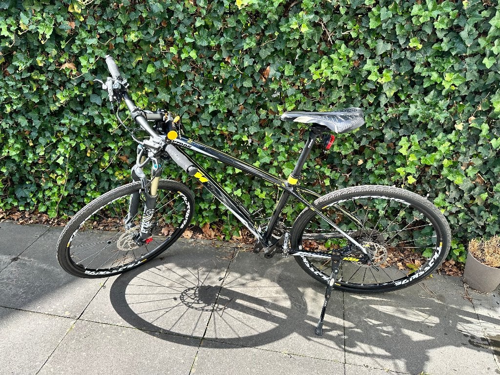 KTM Mountainbike - Zwart/Geel - Goede Staat, Gebruikt, Versnellingen, Schijfrem, 53 tot 57 cm