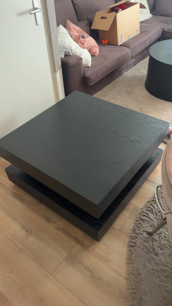 Zwarte vierkante salontafel met opbergruimte, Huis en Inrichting, Tafels | Salontafels, Gebruikt, Vierkant, Overige houtsoorten