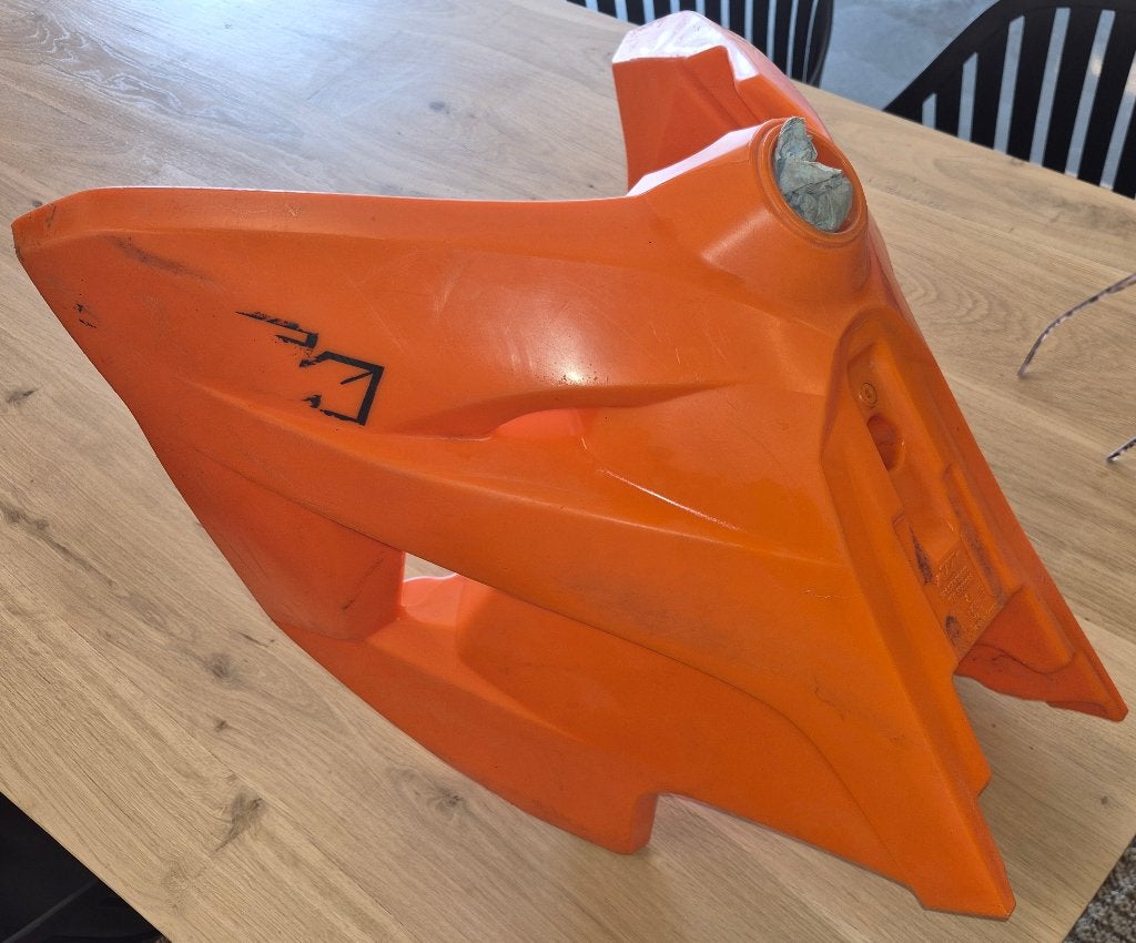 Brandstoftank KTM motor, Motoren, Ophalen of Verzenden, Gebruikt