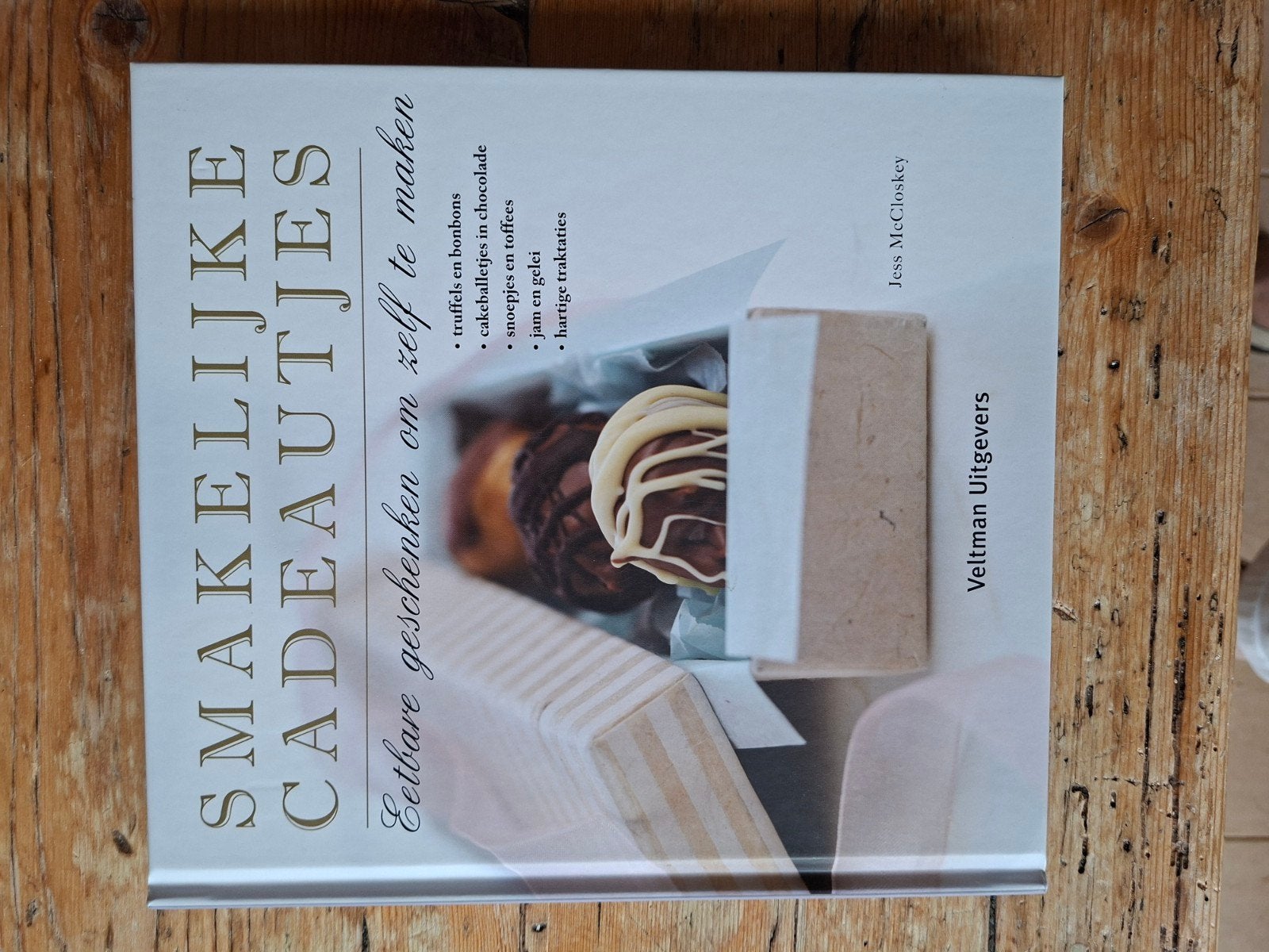 Smaaklijke Cadeautjes: Eetbare Geschenken om Zelf te Maken, Boeken, Ophalen of Verzenden, Zo goed als nieuw, Jess McCloskey, Taart, Gebak en Desserts