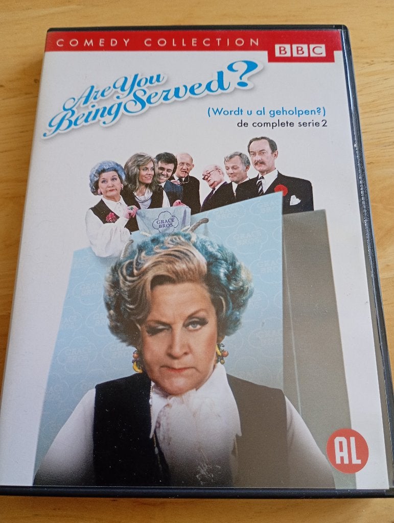 DVD Are You Being Served? - Wordt u al geholpen? - Seizoen 2, Cd's en Dvd's, Dvd's | Tv en Series, Engels, Verzenden, Alle leeftijden