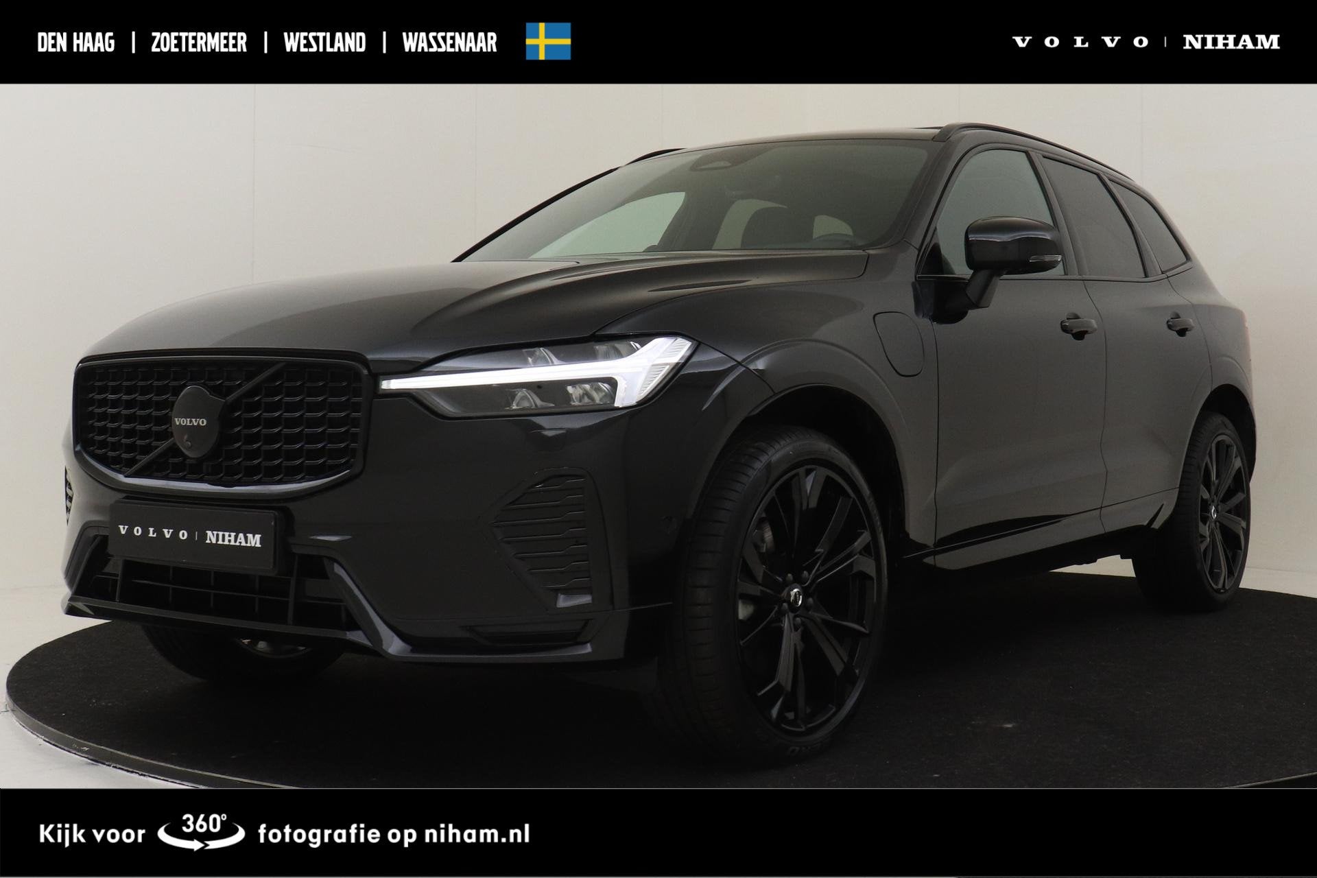Volvo XC60 T6 PLUG-IN HYBRID AWD ULTRA BLACK EDITION -PANO.D, Auto's, Automaat, Gebruikt, Euro 6, 4 cilinders