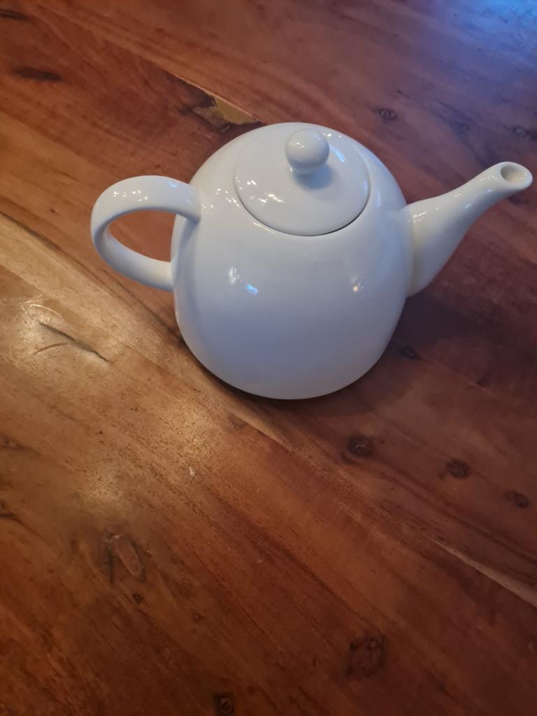 Zo goed als nieuwe VT wonen theepot 1800 mL, Ophalen of Verzenden, Zo goed als nieuw
