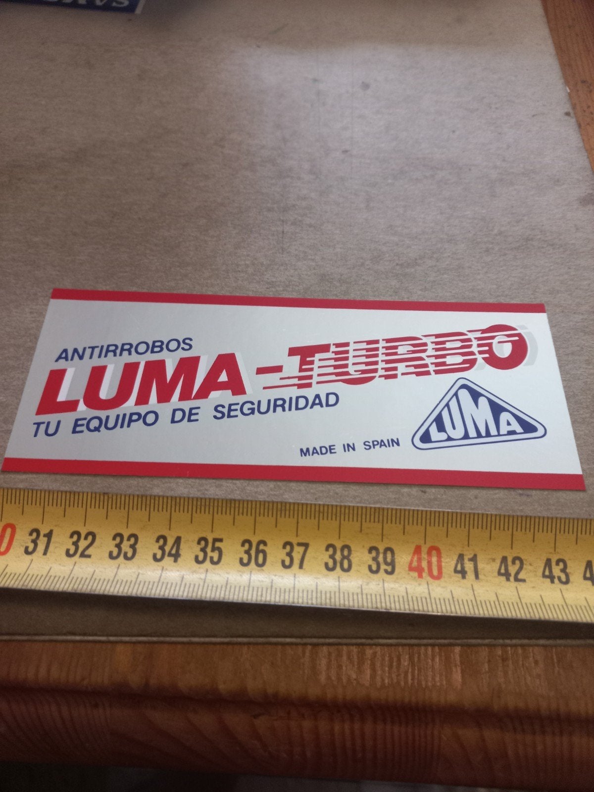 LUMA-TURBO Antidiefstal Sticker - Made in Spain, Verzamelen, Ophalen of Verzenden, Zo goed als nieuw