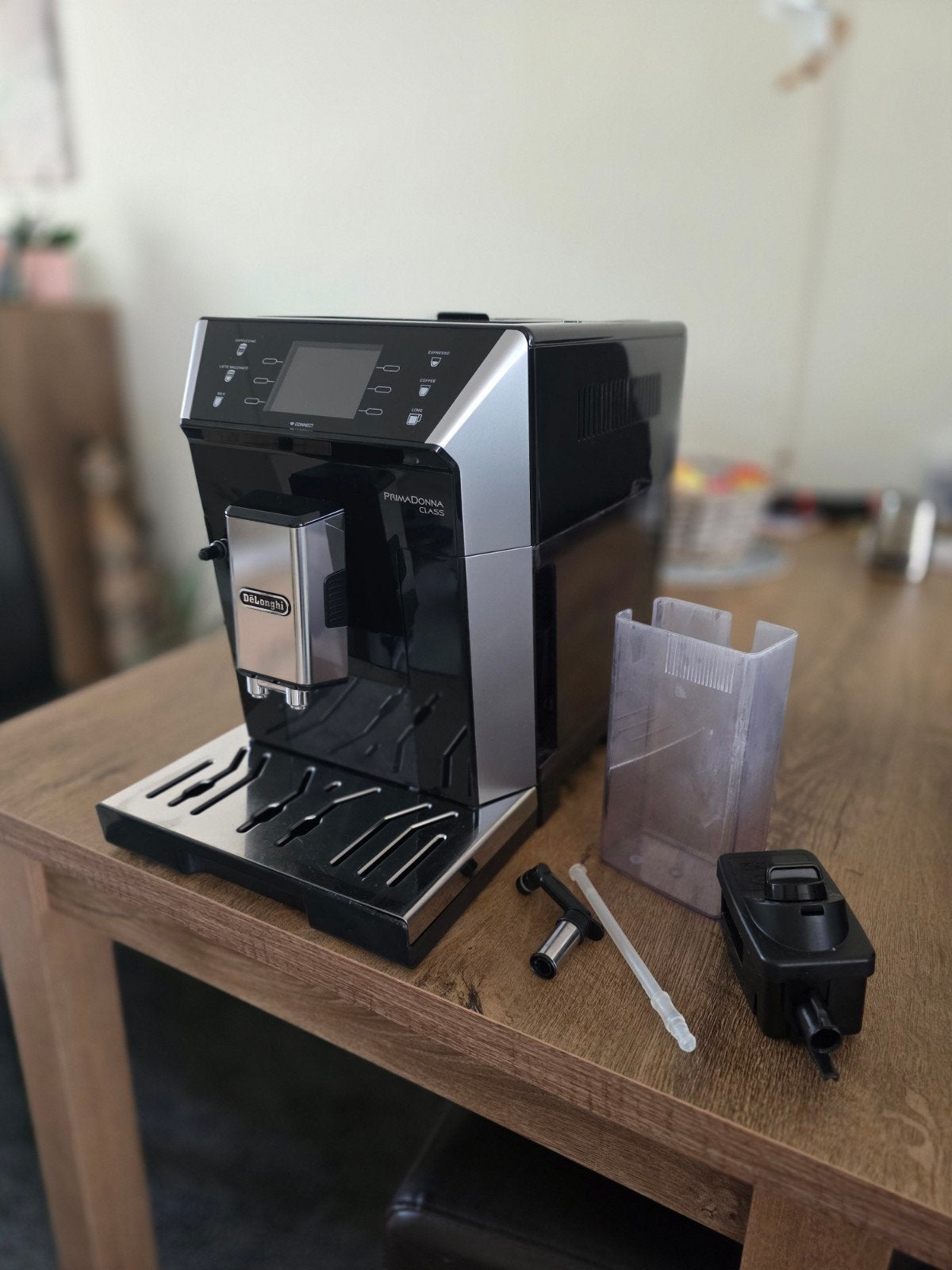 De'Longhi PrimaDonna Class, Witgoed en Apparatuur, Koffiezetapparaten, Ophalen, Gebruikt, 10 kopjes of meer, Koffiemachine