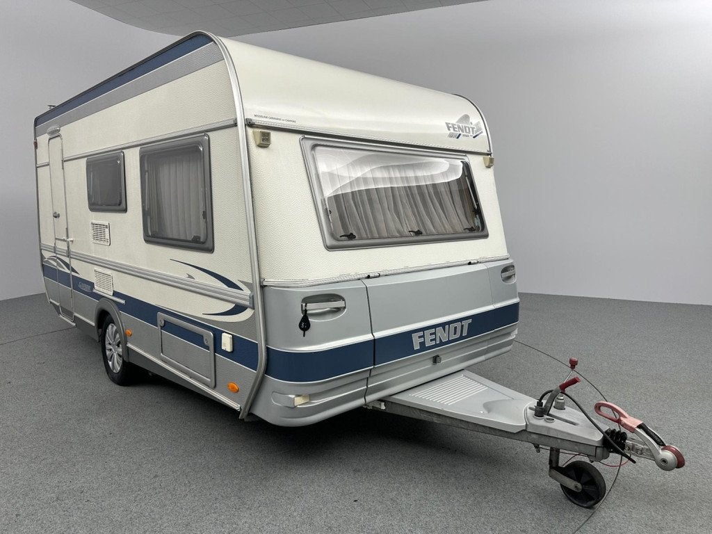 Fendt Saphir 450 QB Mover Luifel Fietsendrager, Caravans en Kamperen, Caravans, Vast bed, Bedrijf, Treinzit, Reservewiel