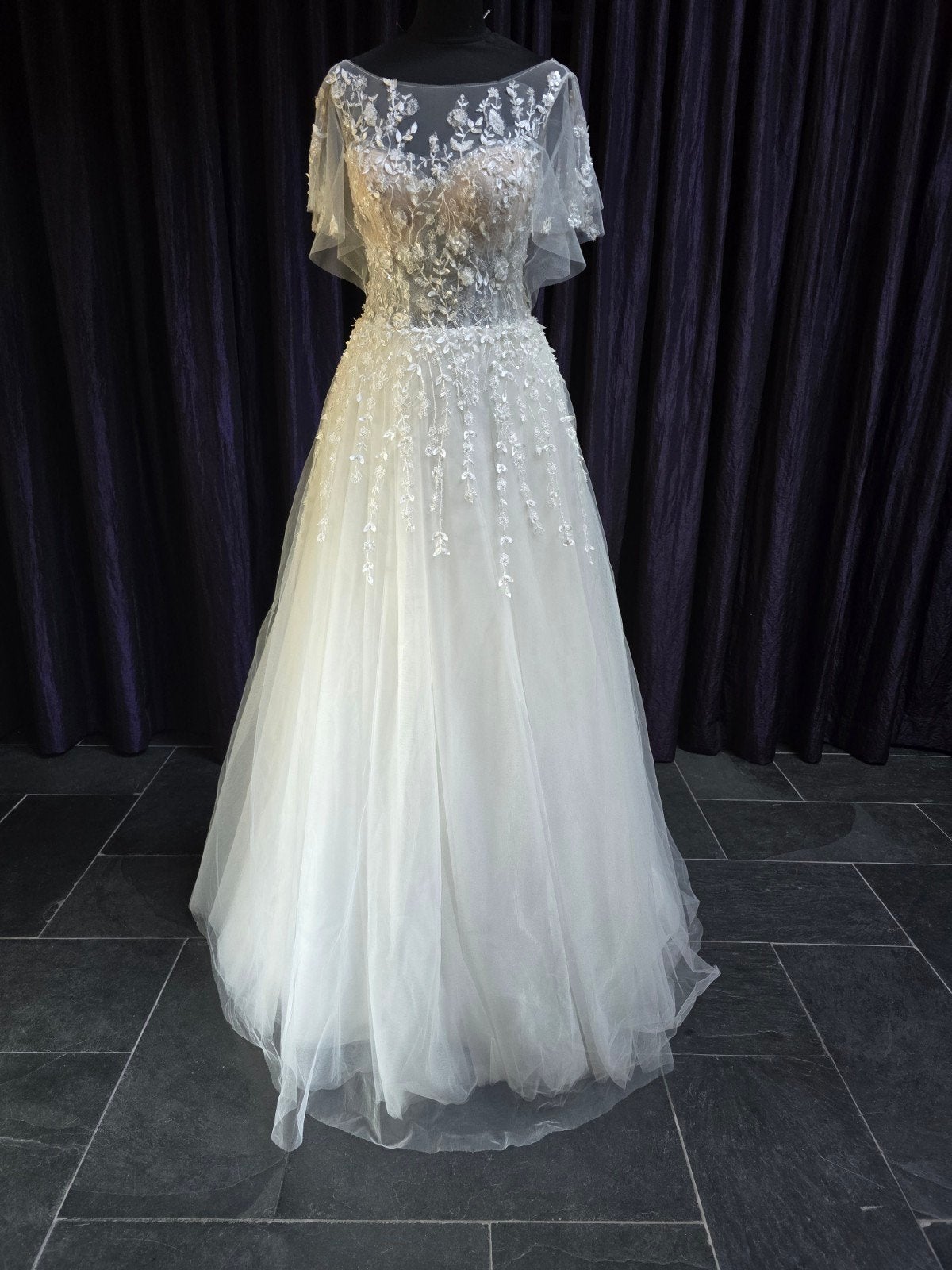 Prachtige Off White Bruidsjurk - Maat 36/38 met Ritssluiting, Ophalen of Verzenden