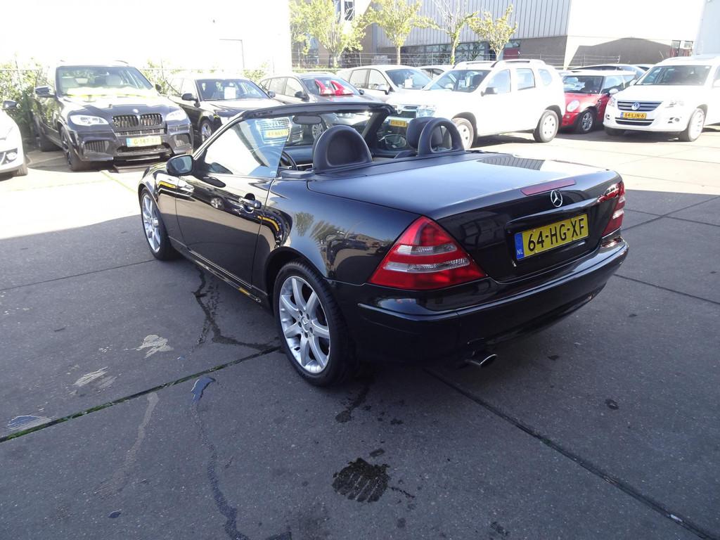 Mercedes-Benz SLK 200 K Youngtimer, leder, Nederlands geleve, Auto's, Mercedes-Benz, Voorwielaandrijving, 1998 cc, Stof, Gebruikt