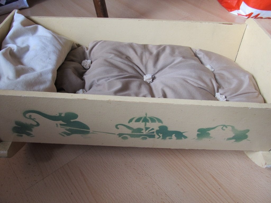 leuke oude wieg met matras, Ophalen