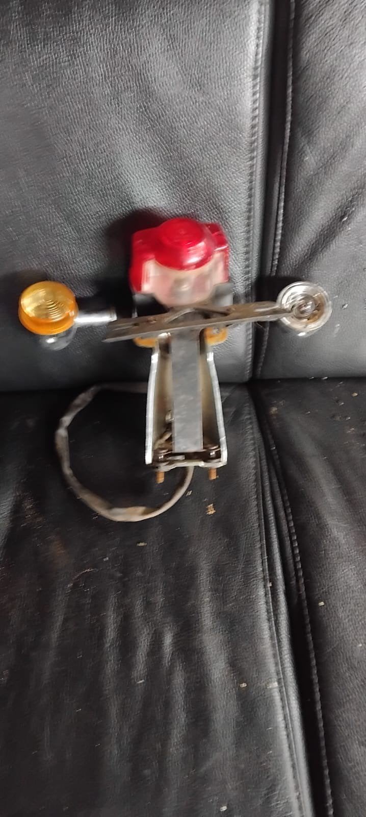 Achterlicht snorscooter met boutjes (mist knipperlicht), Ophalen, Gebruikt, Overige typen