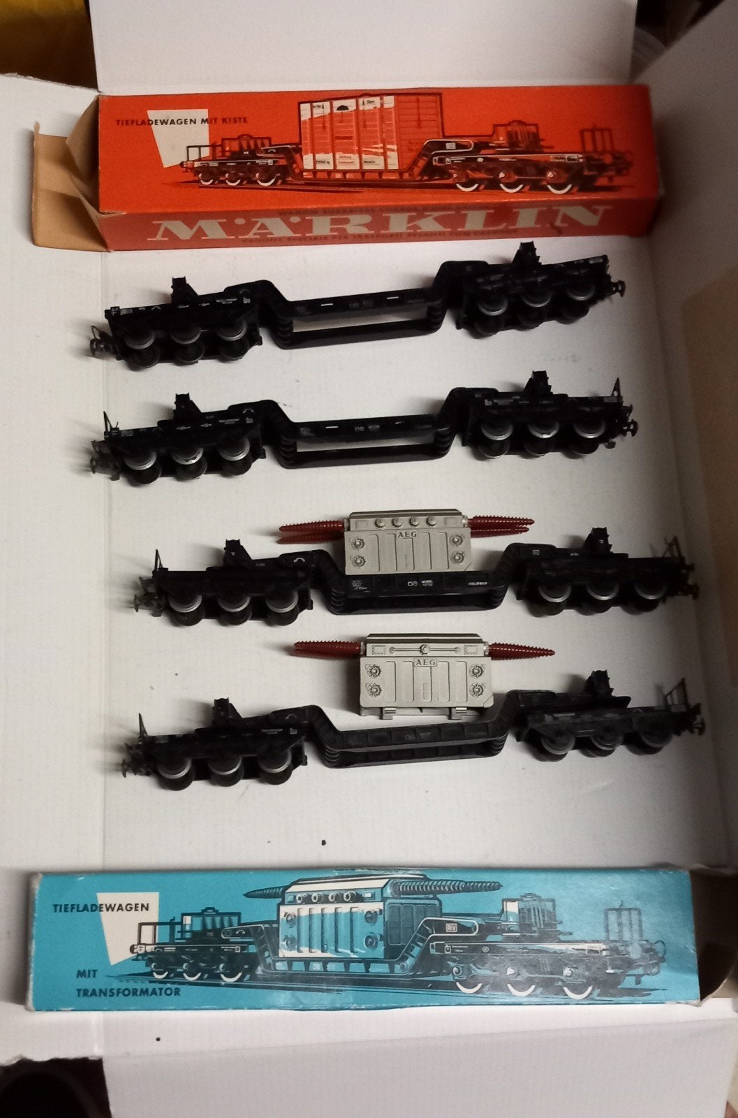 Te koop 40€ voor 4 x marklin  diepladers ho Wisselstroom, Verzenden, Gebruikt, Wisselstroom, Märklin
