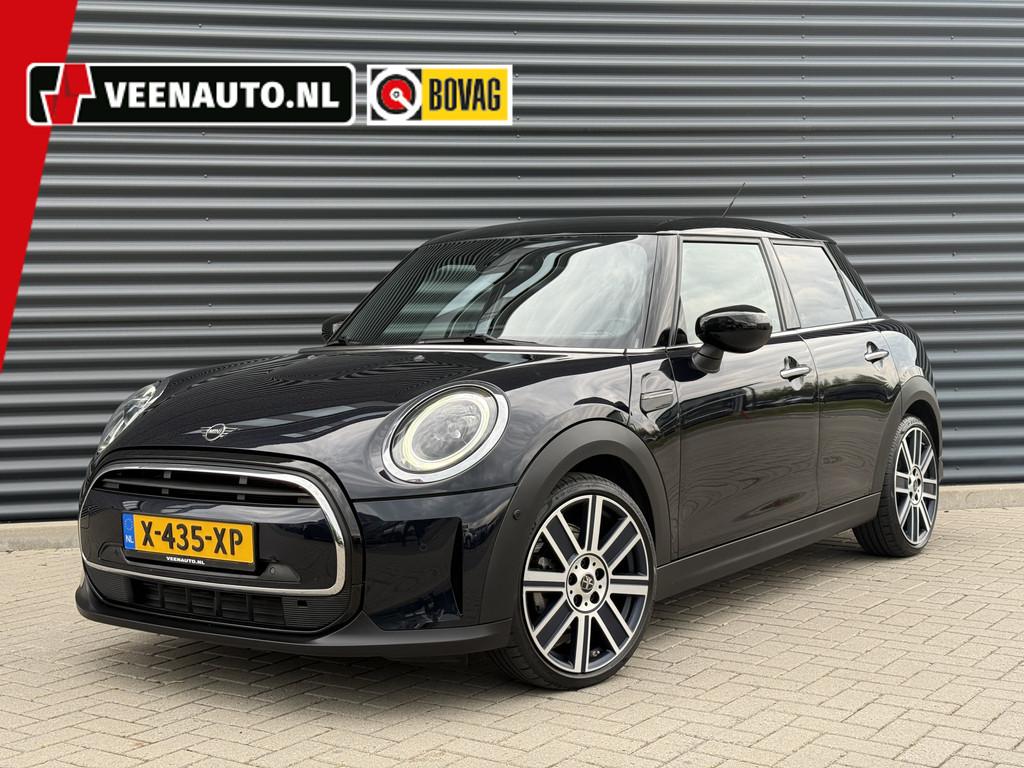 MINI Mini 1.5 Cooper MINI Yours (bj 2021, automaat), Auto's, 136 pk, Gebruikt, Blauw, Leder