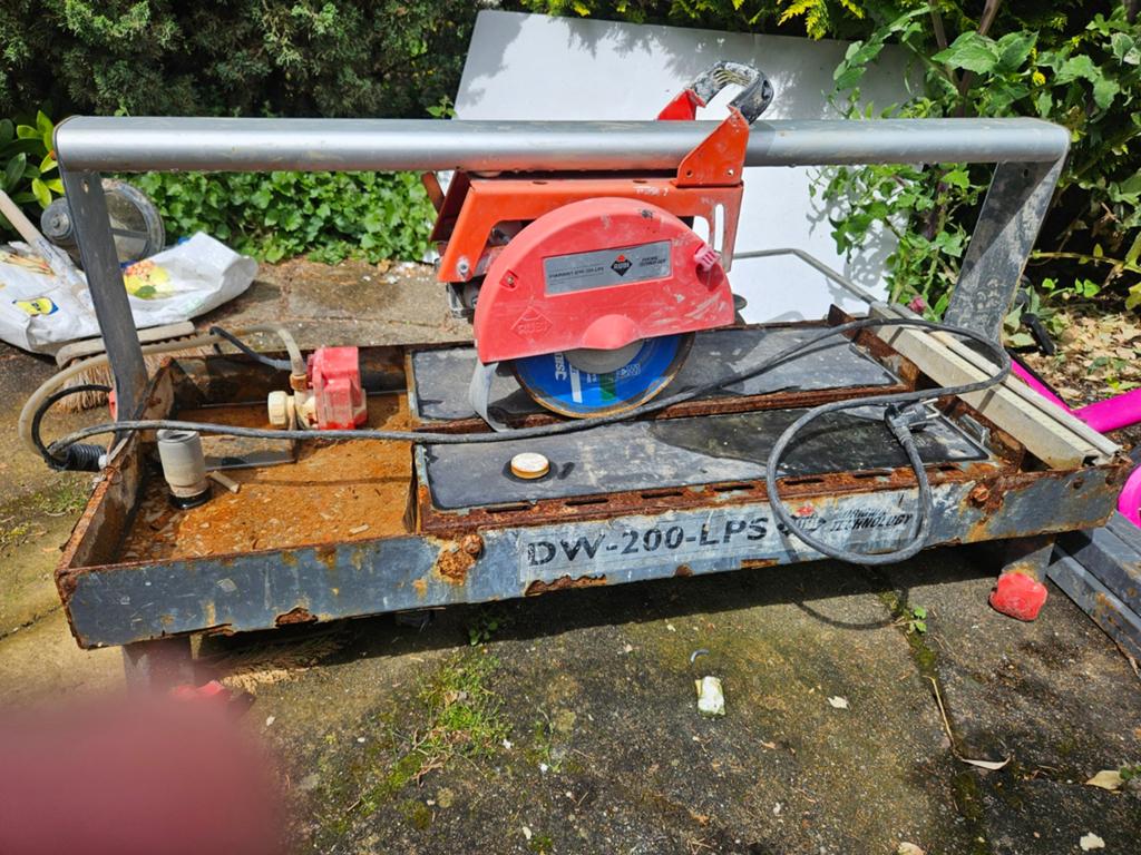 Rubi DW-200-LPS Zaagtafel tegelzaag op water - Functioneel, Doe-het-zelf en Verbouw, Gereedschap | Zaagmachines, Ophalen, Gebruikt
